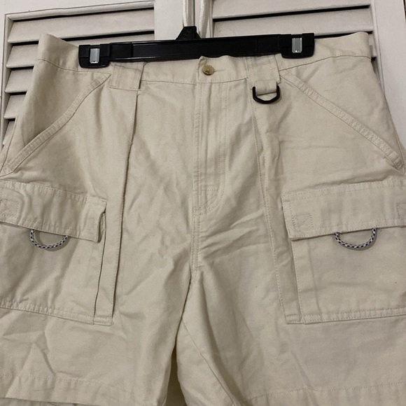 Columbia PFG  Khaki cargo shorts size 36” - Picture 2 of 6